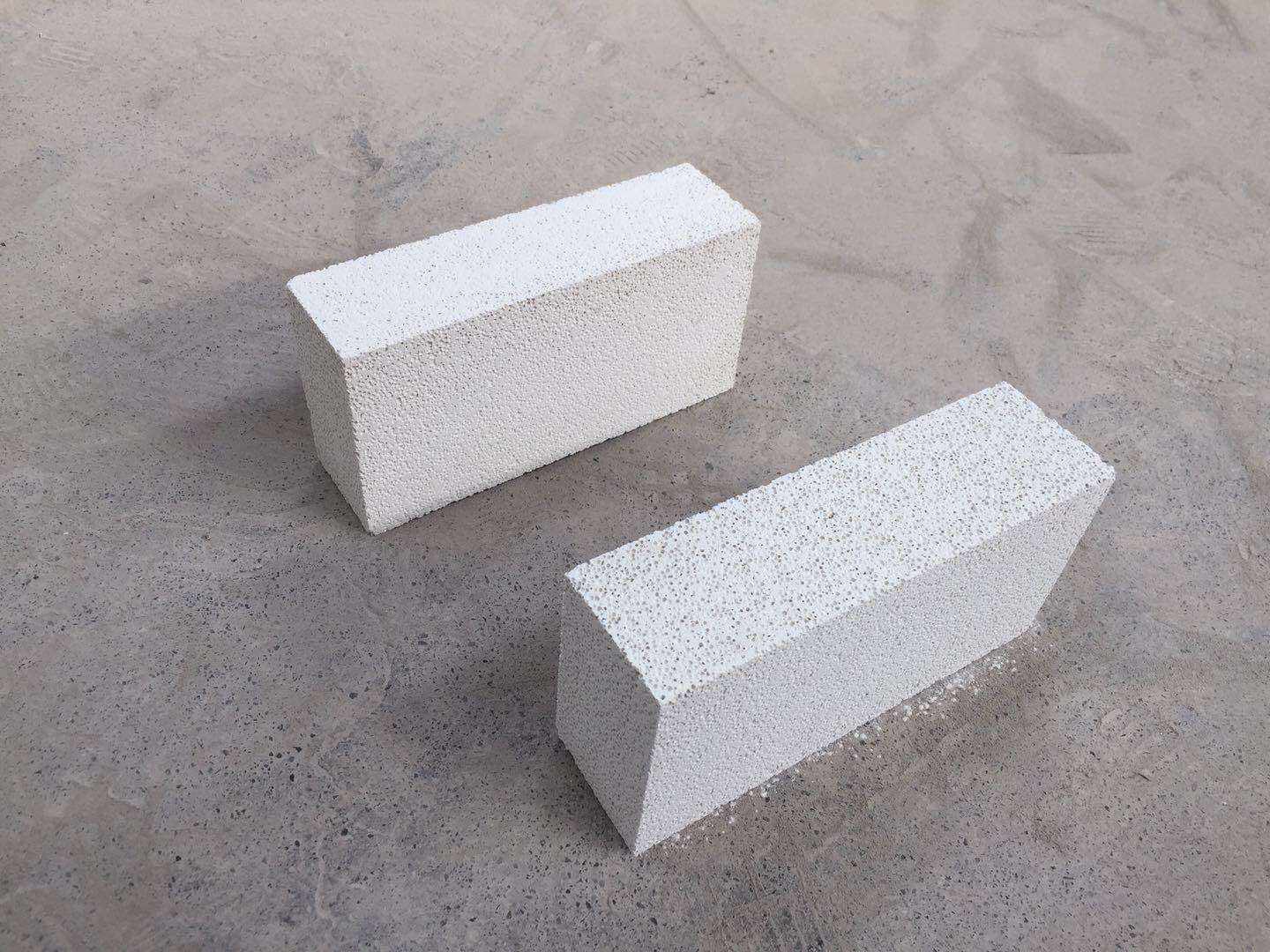 莫来石聚轻保温砖
